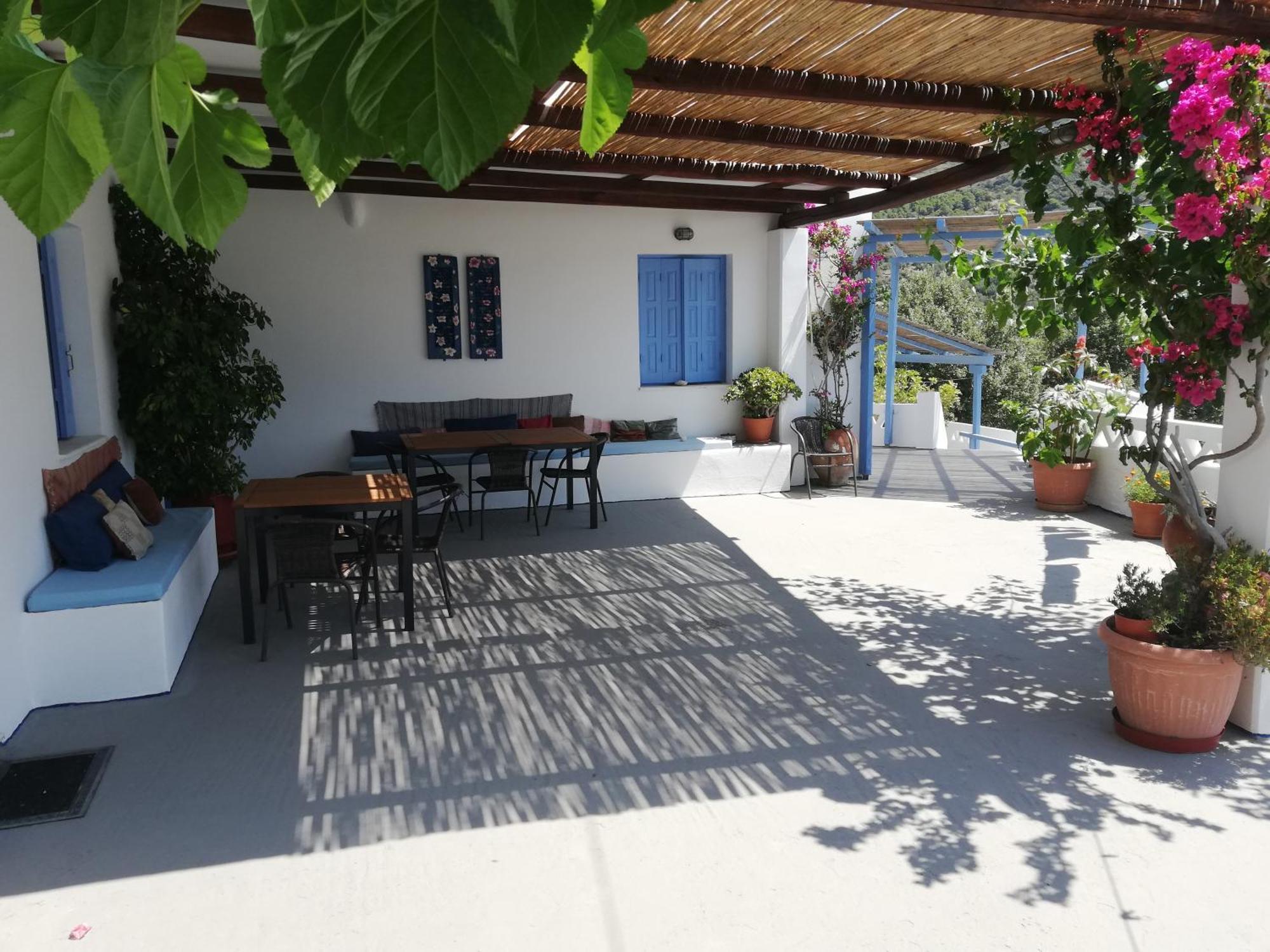 Blue House Aparthotel Acherounes Exterior photo